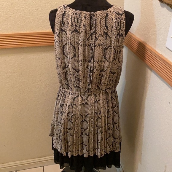 Jessica Simpson Snake print ruffled dress - Picture 3 of 3